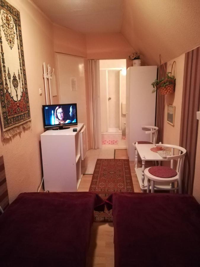 Castello Vendeg Es Apartmanhaz エゲル エクステリア 写真